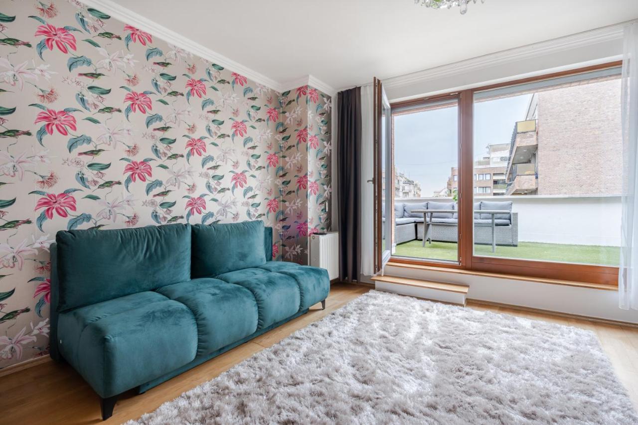 Penthouse Three Bedrooms, Three Balconies Apartment With Free Parking In Kiraly Street Budapest Exterior photo